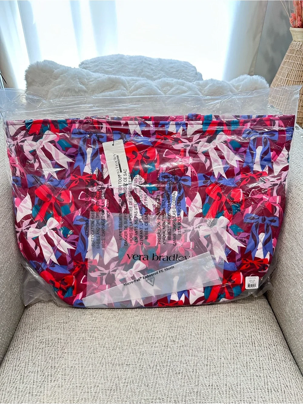 Vera Bradley Grand Tote in Bow Show Quilted Ribbon-Print Tote
